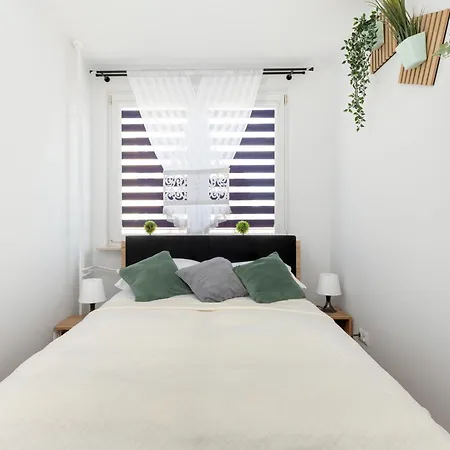 Przytulny Apartament Z Klimatyzacja Blisko Plazy W Gdansku By Renters