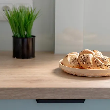 Przytulny Apartament Z Klimatyzacja Blisko Plazy W Gdansku By Renters Apartment *